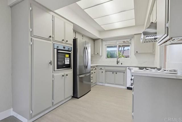 3660 N Vista Campana 42, Oceanside, CA 92057