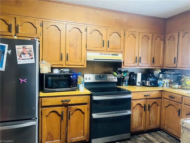 279 Stanley Road, Mount Airy, NC 27030