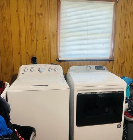 279 Stanley Road, Mount Airy, NC 27030