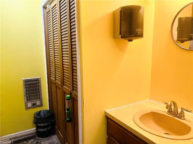 279 Stanley Road, Mount Airy, NC 27030