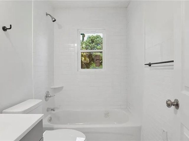 956 Conti Street B, Mobile, AL 36604