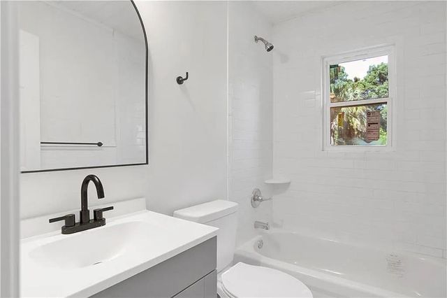 956 Conti Street B, Mobile, AL 36604