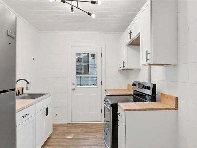 956 Conti Street B, Mobile, AL 36604