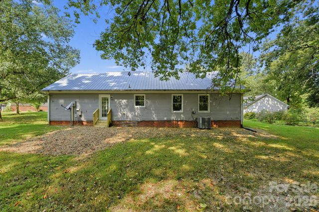 140 Weeping Willow Way, Gastonia, NC 28052