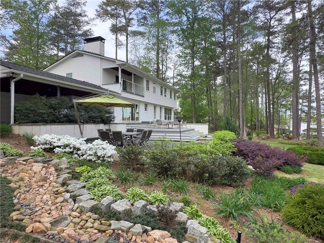 3006 Emerald Drive, Jonesboro, GA 30236