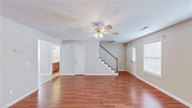 4121 BENTLEY Drive, Randleman, NC 27317