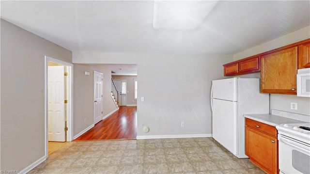 4121 BENTLEY Drive, Randleman, NC 27317