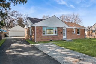 2204 25th Avenue, Melrose Park, IL 60164