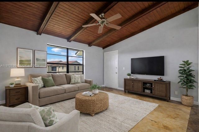 5894 Longbow Ln 6, West Palm Beach, FL 33415