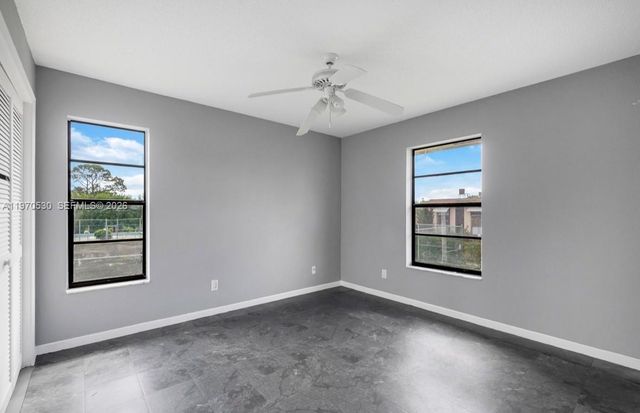 5894 Longbow Ln 6, West Palm Beach, FL 33415