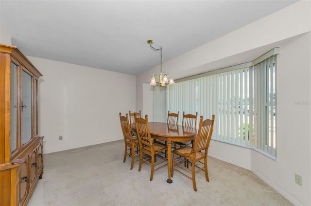 5992 32ND AVENUE N, St Petersburg, FL 33710