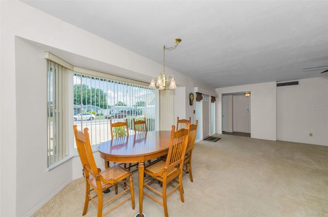 5992 32ND AVENUE N, St Petersburg, FL 33710