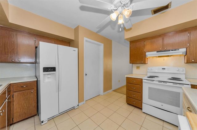 5992 32ND AVENUE N, St Petersburg, FL 33710
