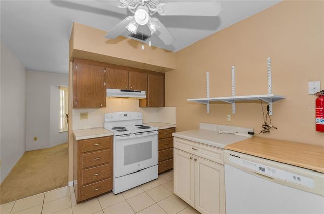 5992 32ND AVENUE N, St Petersburg, FL 33710