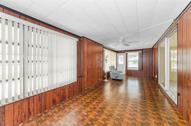 5992 32ND AVENUE N, St Petersburg, FL 33710