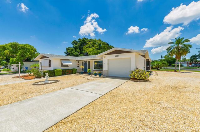5992 32ND AVENUE N, St Petersburg, FL 33710