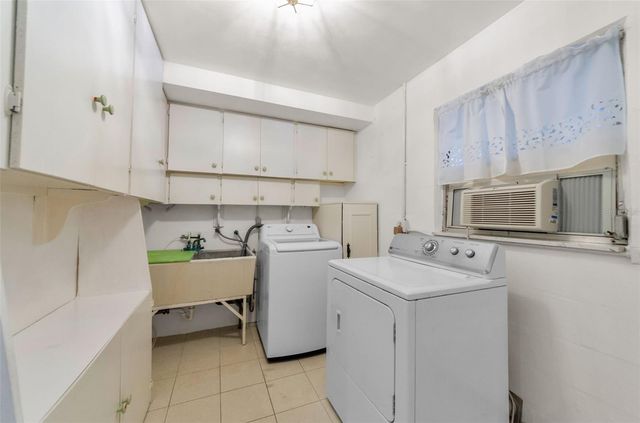 5992 32ND AVENUE N, St Petersburg, FL 33710