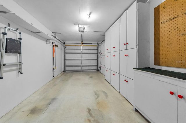 5992 32ND AVENUE N, St Petersburg, FL 33710