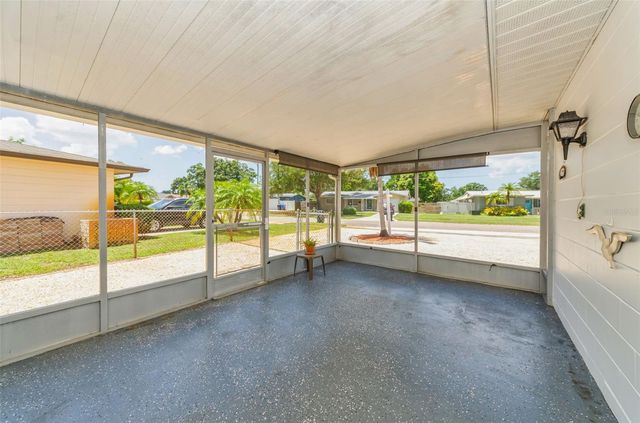 5992 32ND AVENUE N, St Petersburg, FL 33710