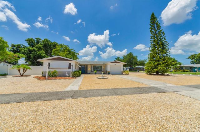5992 32ND AVENUE N, St Petersburg, FL 33710