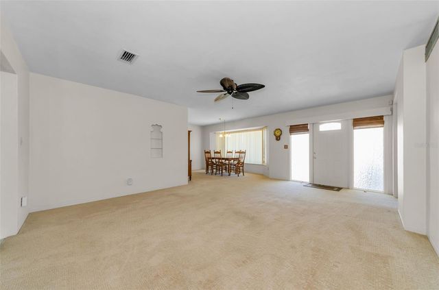 5992 32ND AVENUE N, St Petersburg, FL 33710