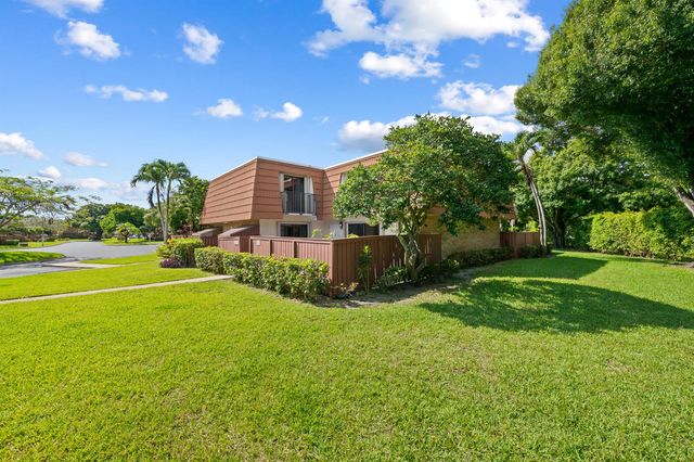 2962 SW 12th Street, Deerfield Beach, FL 33442