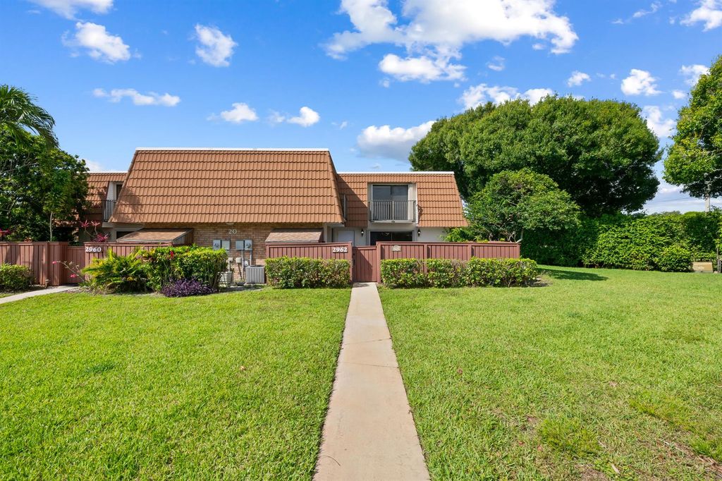 2962 SW 12th Street, Deerfield Beach, FL 33442