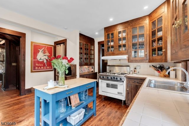 497 Windemere Ave, Mount Arlington Boro, NJ 07856