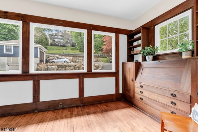 497 Windemere Ave, Mount Arlington Boro, NJ 07856