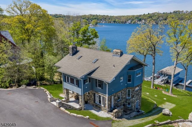 497 Windemere Ave, Mount Arlington Boro, NJ 07856