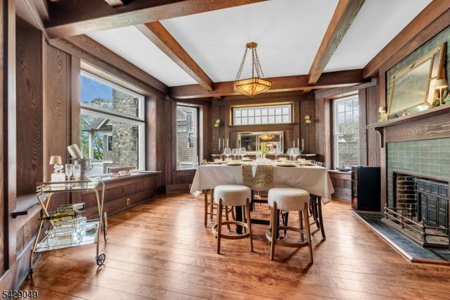 497 Windemere Ave, Mount Arlington Boro, NJ 07856