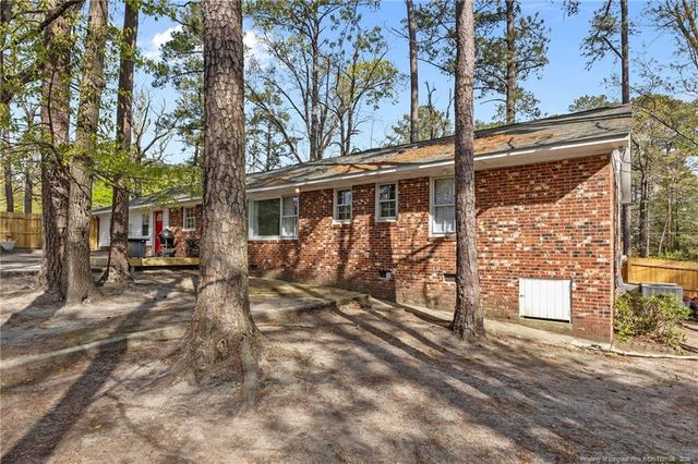 2125 Forest Hills Drive, Fayetteville, NC 28303