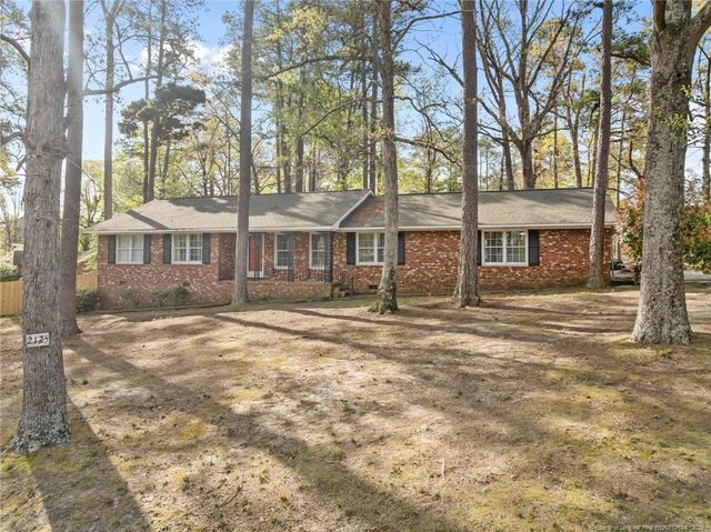 2125 Forest Hills Drive, Fayetteville, NC 28303