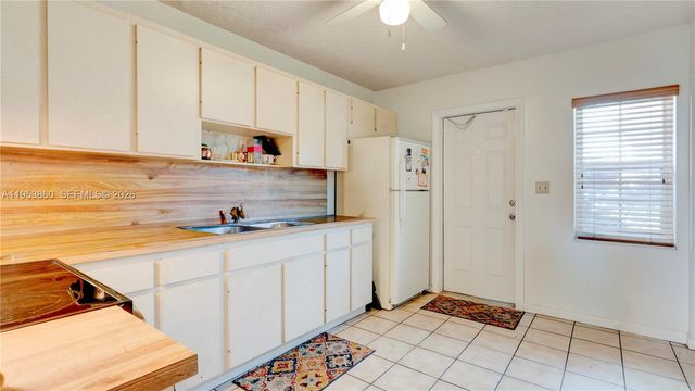 1211 NW 2nd St, Dania Beach, FL 33004