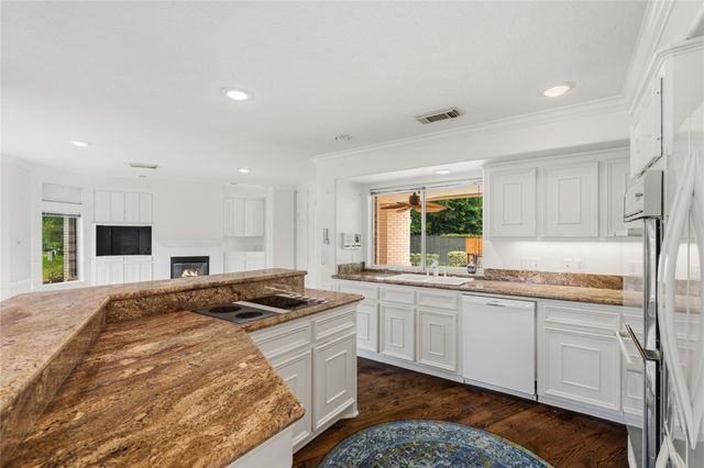 3514 Cypress Point Circle, Montgomery, TX 77356