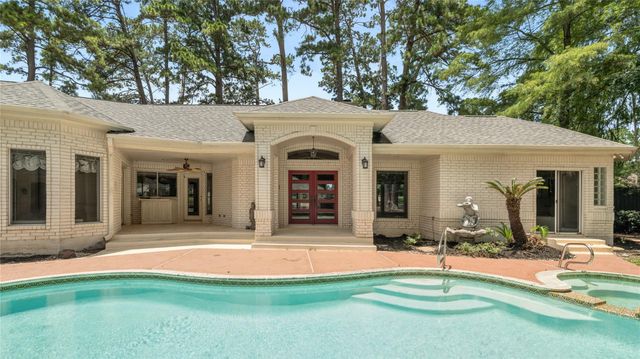 3514 Cypress Point Circle, Montgomery, TX 77356