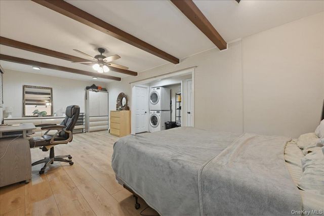 66 N Emerson Avenue, Copiague, NY 11726