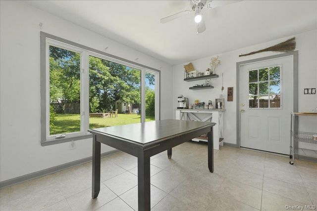66 N Emerson Avenue, Copiague, NY 11726