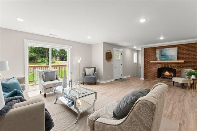 6575 Riley Road, Cumming, GA 30028