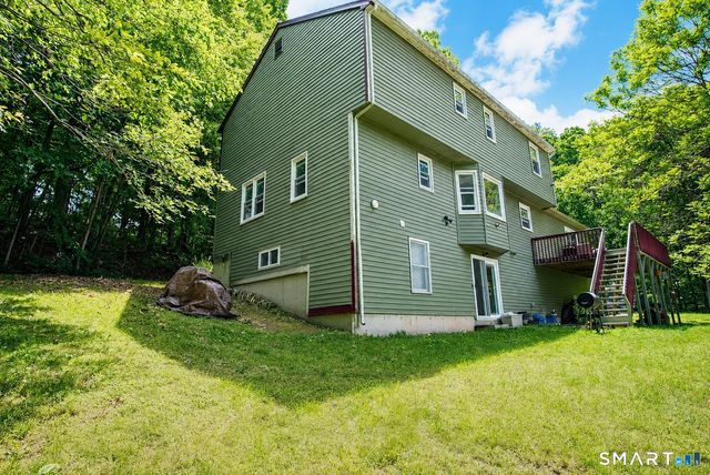 26 Mountain Laurel Lane, Newtown, CT 06482