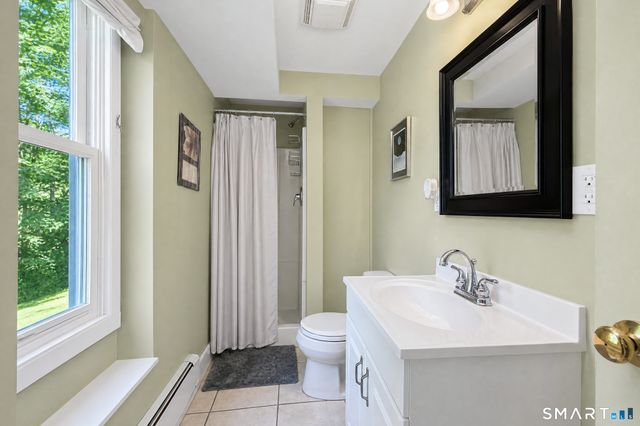 26 Mountain Laurel Lane, Newtown, CT 06482