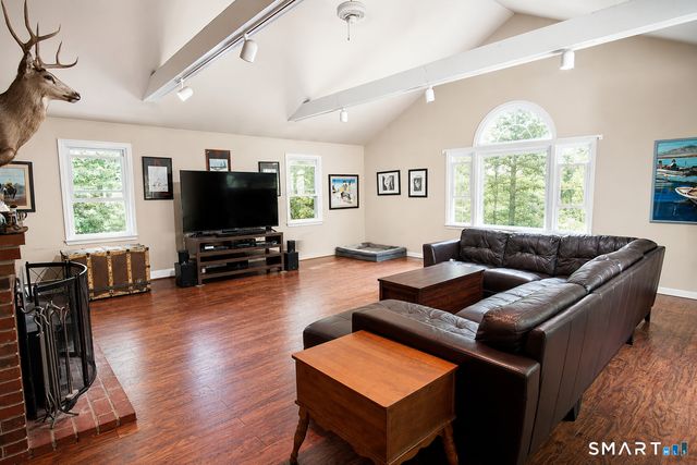 26 Mountain Laurel Lane, Newtown, CT 06482