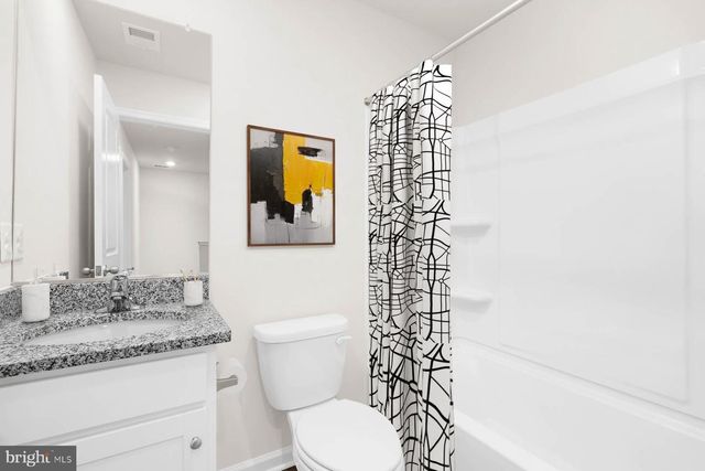 8130 BARTHOLOMEW CT, Baltimore, MD 21206