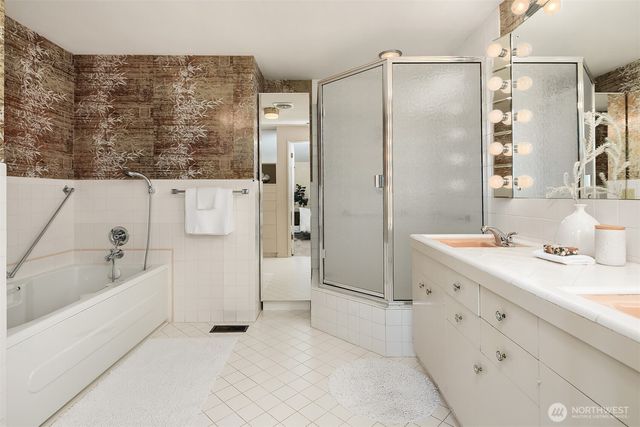 6555 NE Windermere Road, Seattle, WA 98105