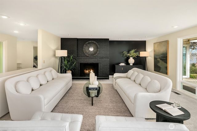 6555 NE Windermere Road, Seattle, WA 98105