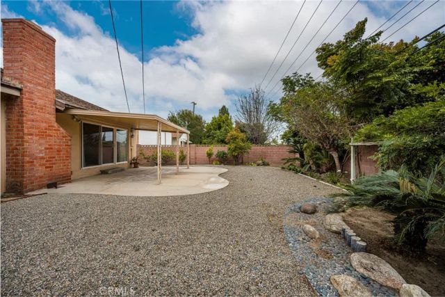 1830 W Chalet Avenue, Anaheim, CA 92804