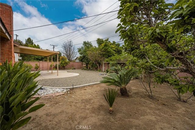 1830 W Chalet Avenue, Anaheim, CA 92804