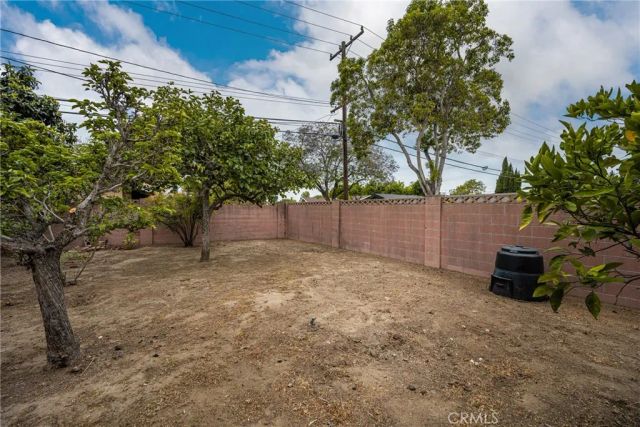 1830 W Chalet Avenue, Anaheim, CA 92804
