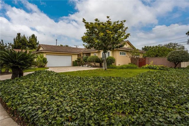 1830 W Chalet Avenue, Anaheim, CA 92804