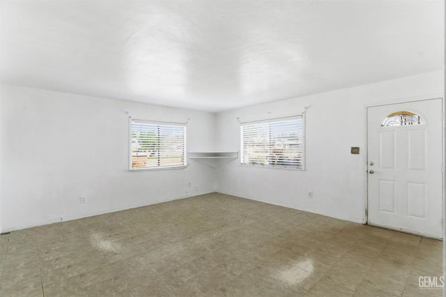 731 Shalimar Drive, Bakersfield, CA 93306